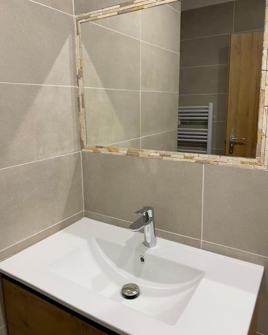 Bel Appartement Cv Bourges Luaran gambar